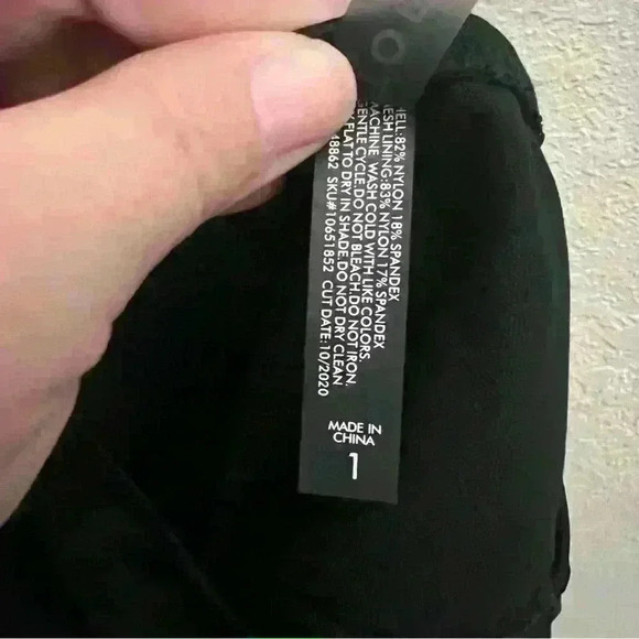 NWT!! TORRID Black asymmetrical skirted one piece bathing suit swimdress, 1X. - Picture 7 of 10